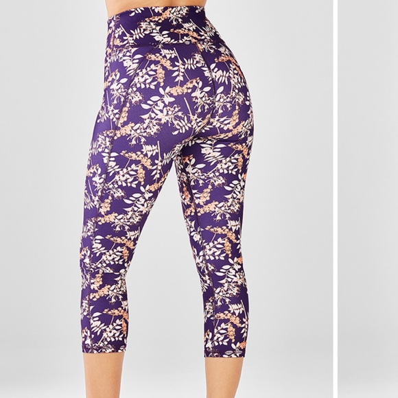 Fabletics Define high-waisted crop leggings - Picture 2 of 4